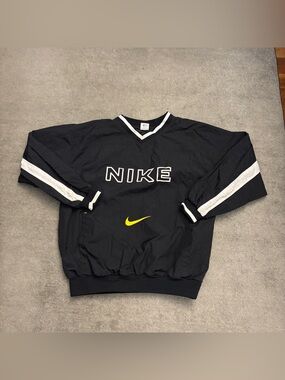 Nike Logo Nylon Pullover Sweatshirt Shirt Black White Vintage 90’s
